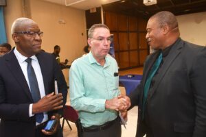 Children prefer the buses with lewd music