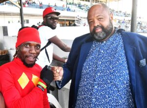 Chairman Lettering Pack Plays is the 2026 chairman Secures automatic place in Mouttet Mile ...