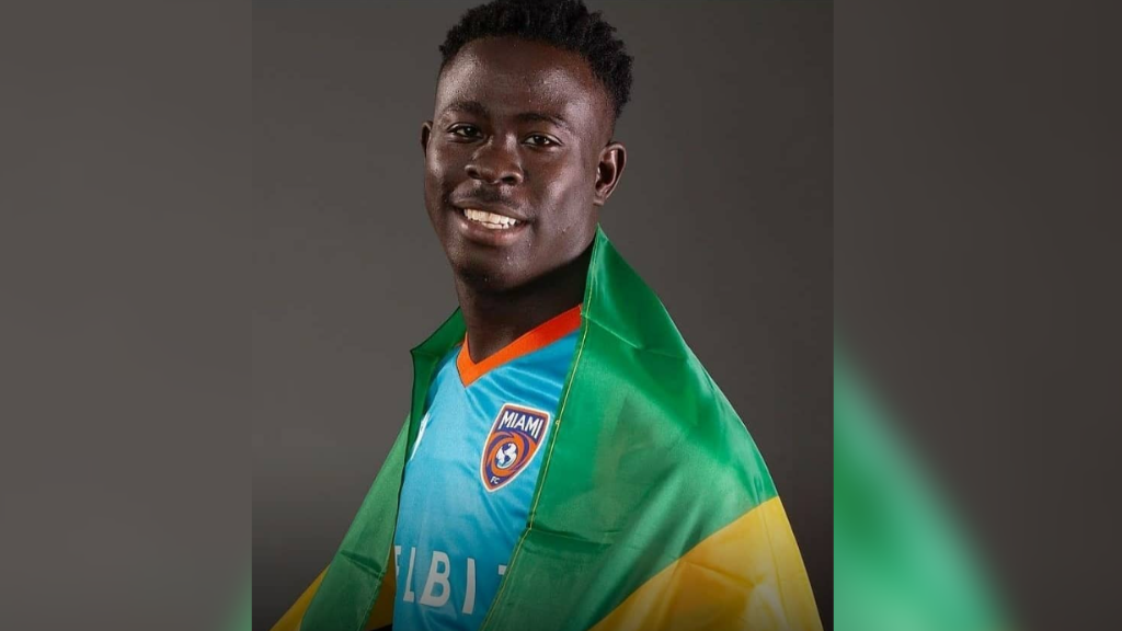 Mount Pleasant FA battled to a 1-1 draw against Arnett Gardens in their third-round Jamaica Premier League clash on Monday, despite playing the entire second half with 10 men at the Anthony Spaulding Complex.