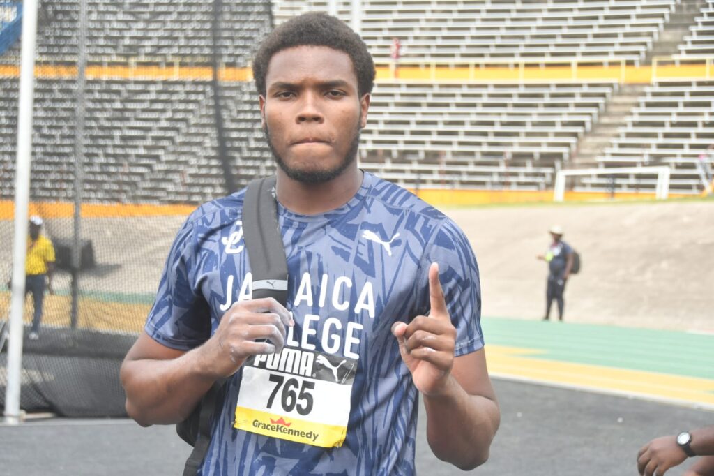 Jamaica College’s Joseph Salmon produced a massive national junior and Champs record of 67.55m to retain the boys Class 1 discus throw gold medal at the ISSA/GraceKennedy Boys’ and Girls’ Athletics Championships at the National Stadium on Thursday.