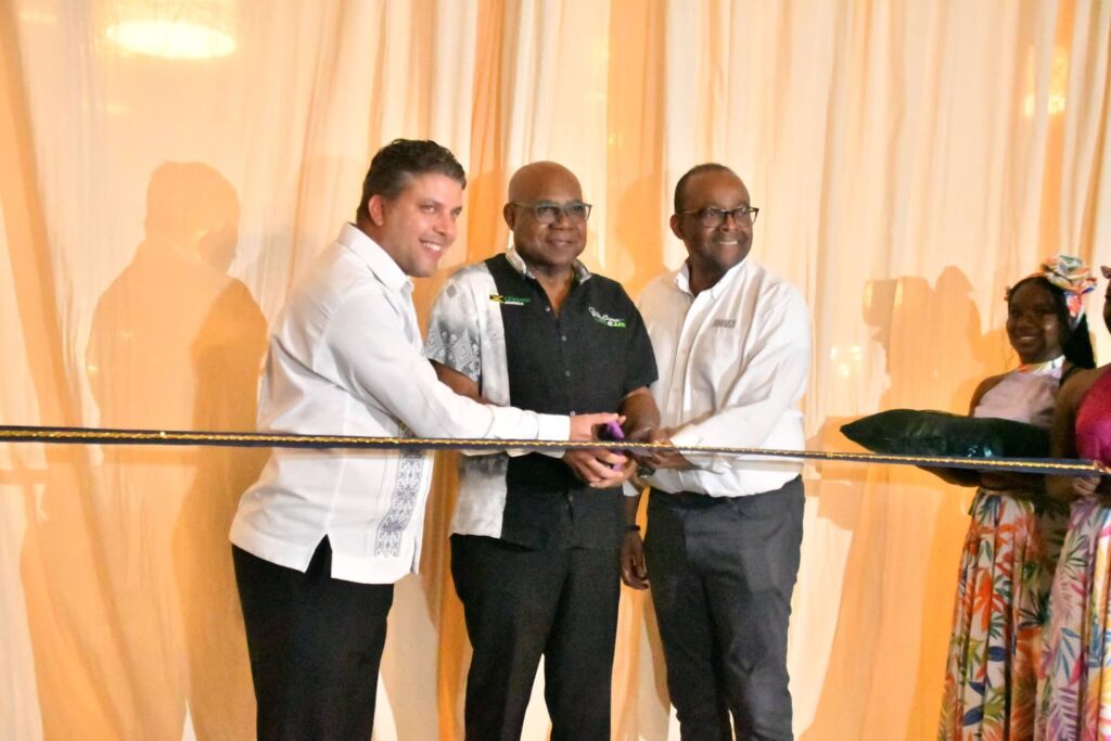 800 workers back on the job as Bahia Principe, Runaway Bay reopens