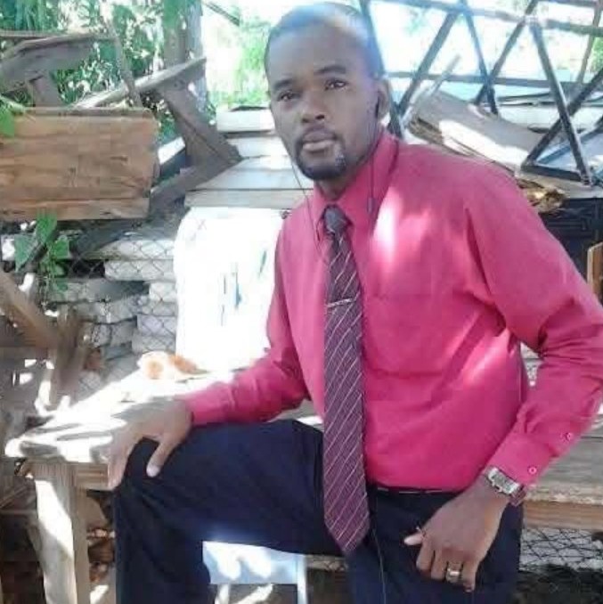 The St Mary police are investigating the death of 51-year-old Bevin Hamilton, otherwise known as Googie, a former teacher of Clonmel Primary School, who was found unresponsive in his home on Thursday.