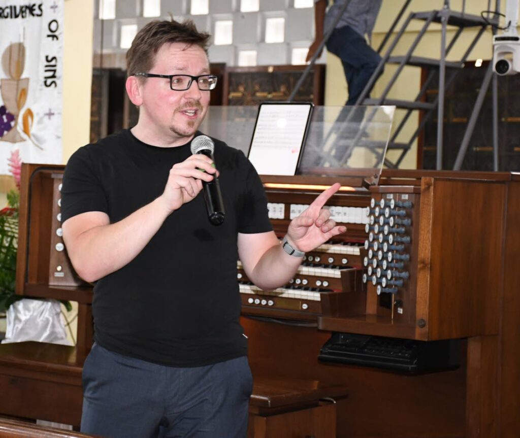 Felix Hell: Orgelkonzert zu Dwight McBeans 50 Jahren an der Church of the Ascension, Mona