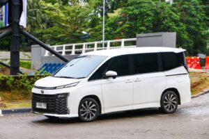 $3-M Toyota Voxy case hinges on trade licence