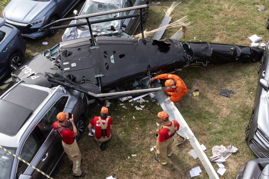 Six dead as helicopters collide in Rio de Janeiro