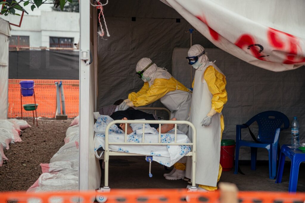 WHO warns Ebola had ‘big head-start’ but response ‘catching up’