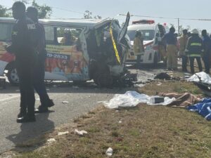 5 dead, 3 injured in Falmouth crash