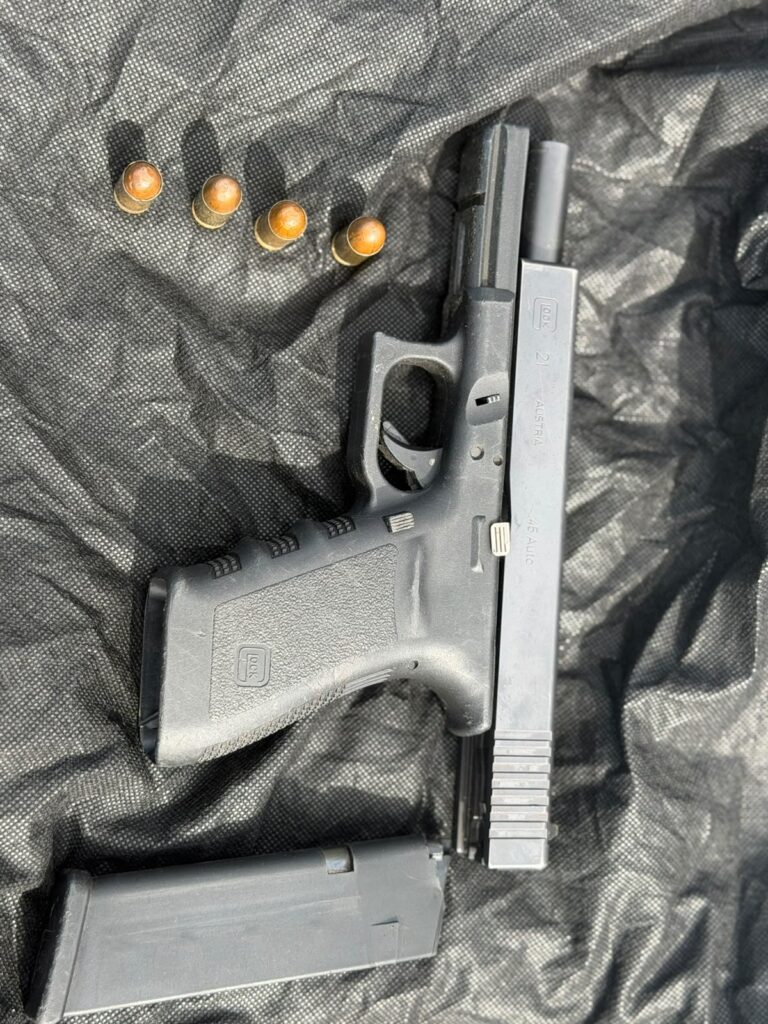 Man killed, firearm seized in Harbour View shootout
