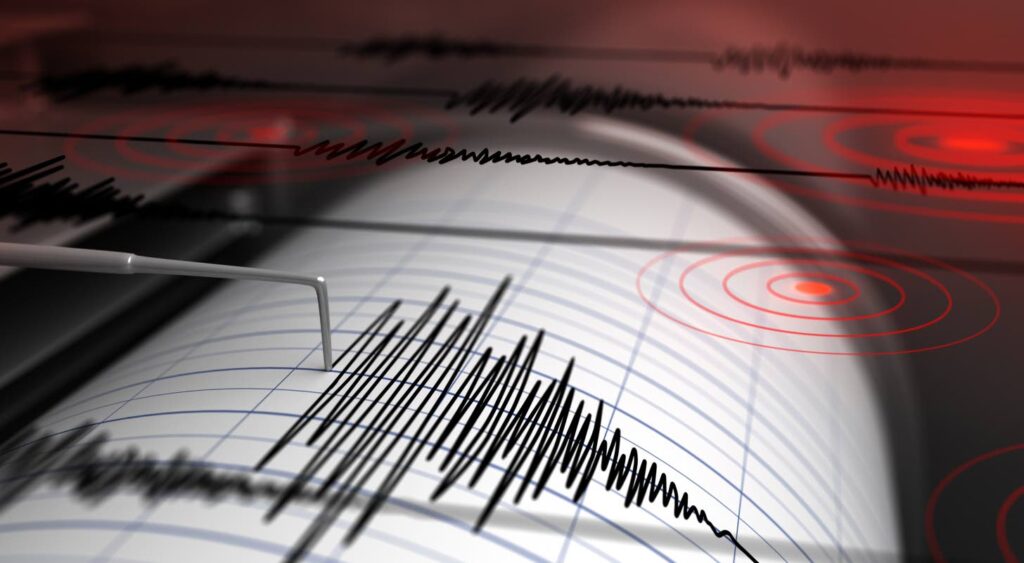 Tsunami warning as southern Mexico hit by 7.3 magnitude earthquake