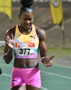 Shericka Jackson pulls up, falls in 200m at Lausanne Diamond League