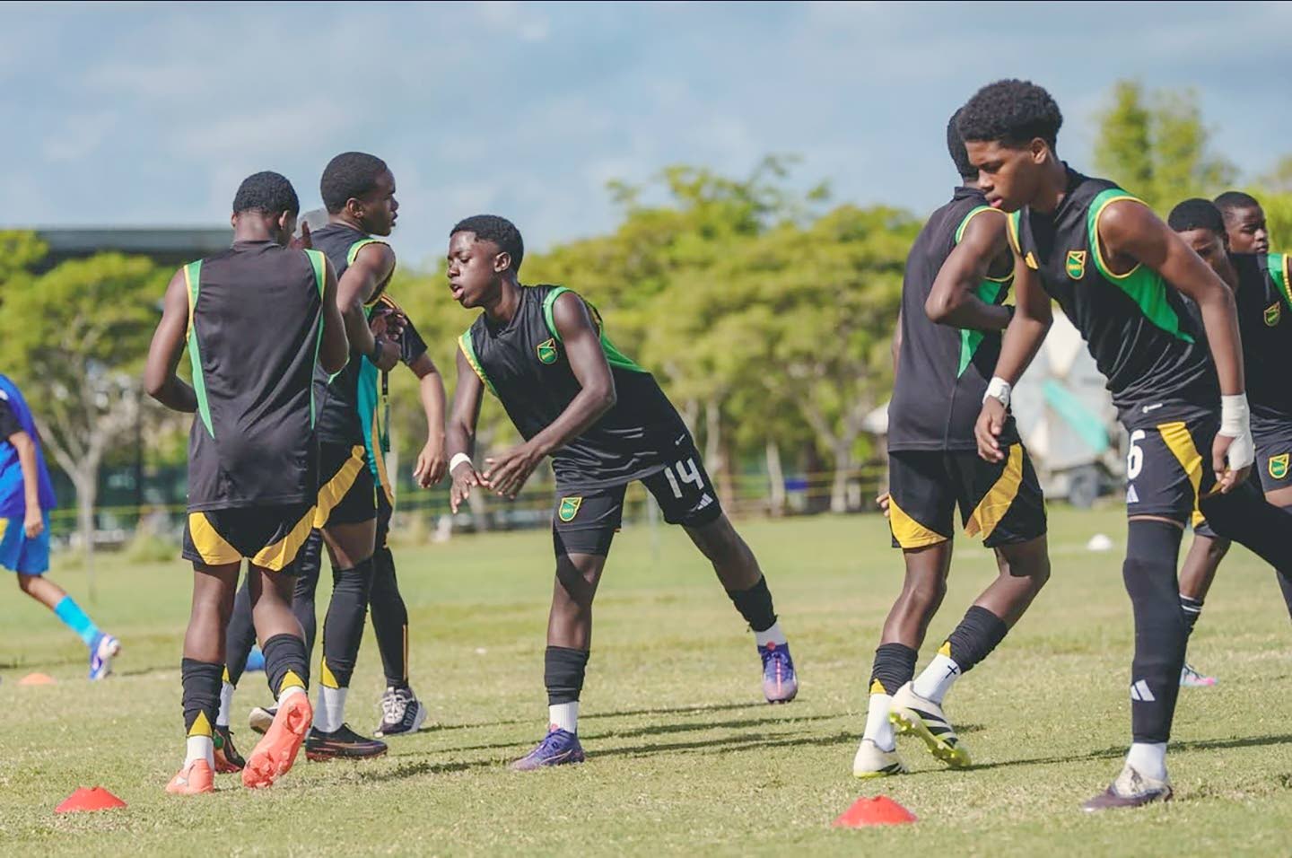 U-14 Boyz into Challenge Series semis
