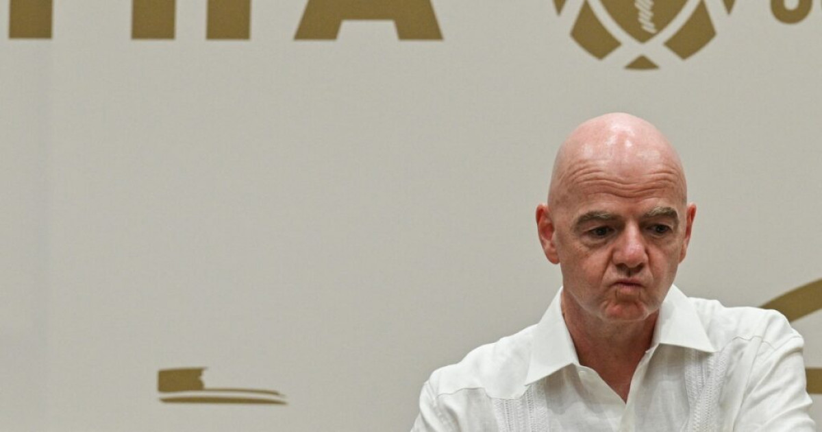 Infantino offers apology but ‘no answers’ at FIFA meeting over World Cup plan