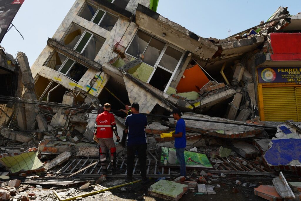 Colombia scrambles to find survivors as quake kills 169