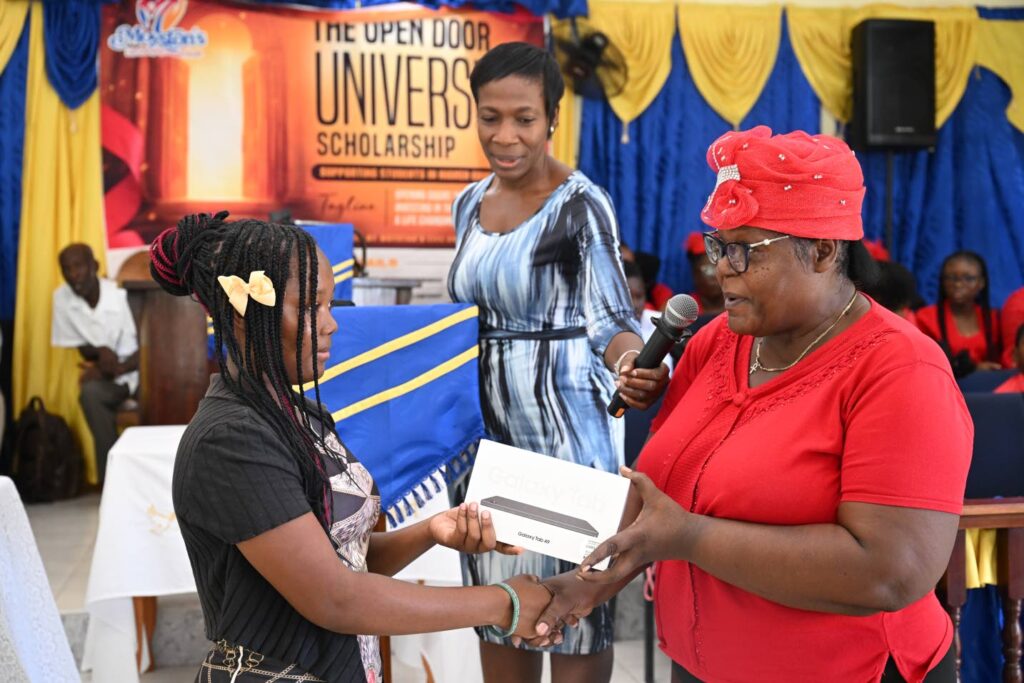 St Thomas students awarded $600,000 in university scholarships