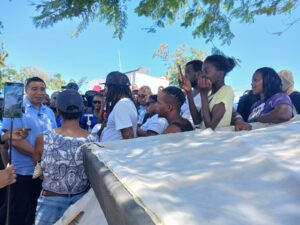 WATCH: PM says he has no power to keep Cooper’s Pen residents on land