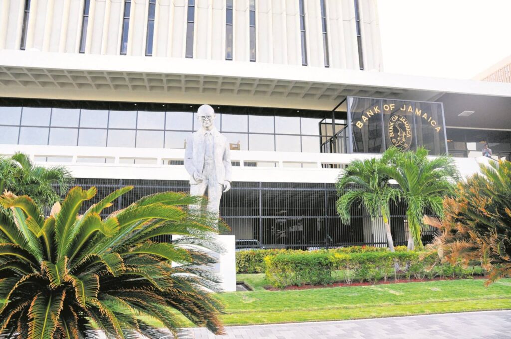 BOJ increases policy rate to 6% to contain inflation
