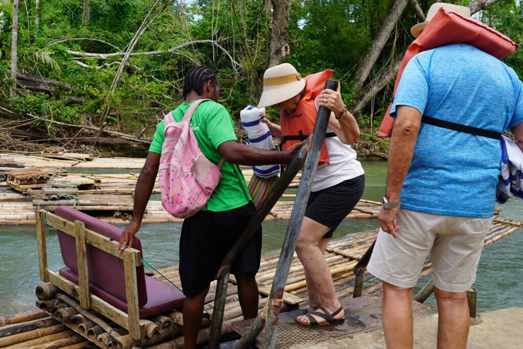 How Dis Mek: RIVER RAFTS