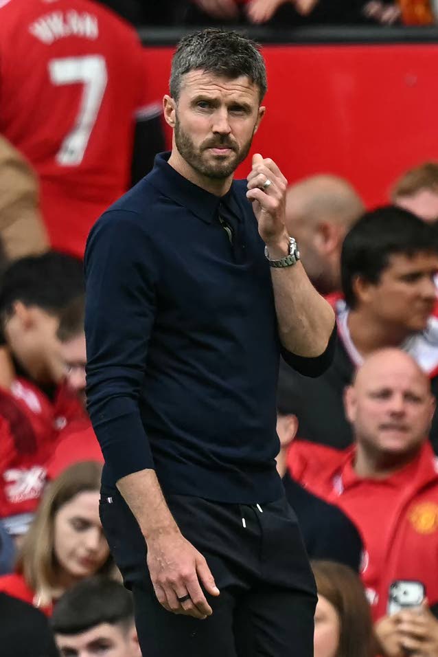 Carrick demands Man Utd response after ‘pathetic’ jibes
