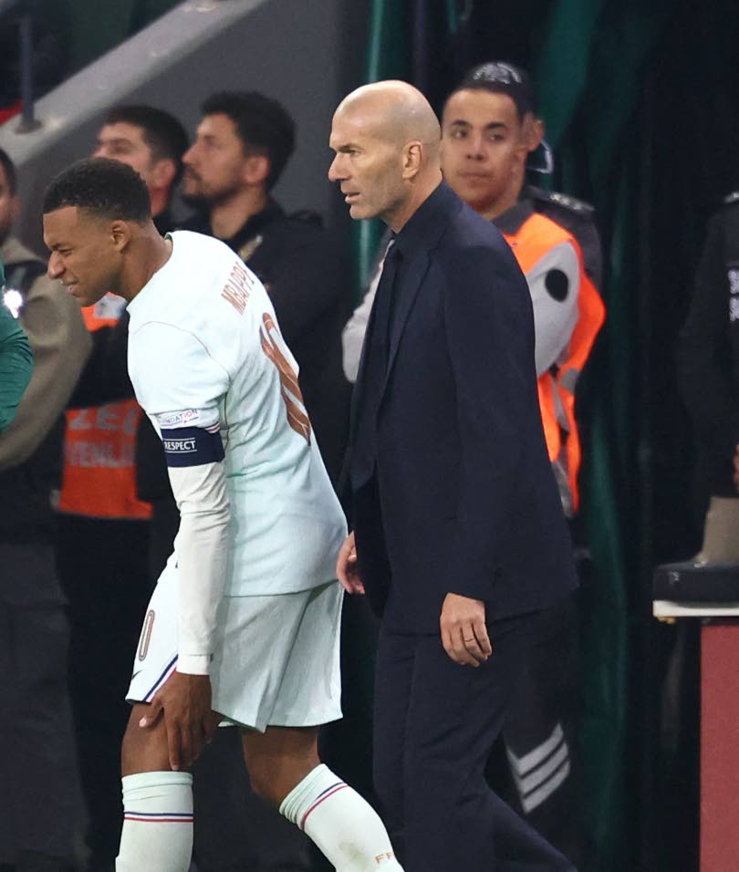 Mbappe scores but suffers knee injury as Zidane gets debut France win