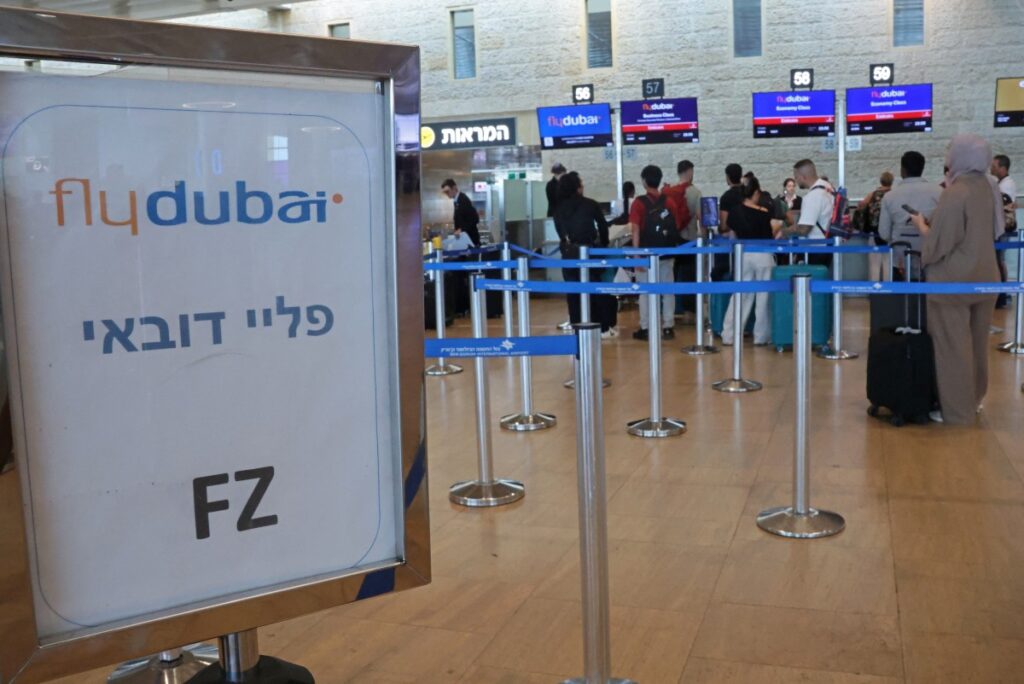 Flydubai co-pilot attacked pilot in ‘suicide attack’, passenger says