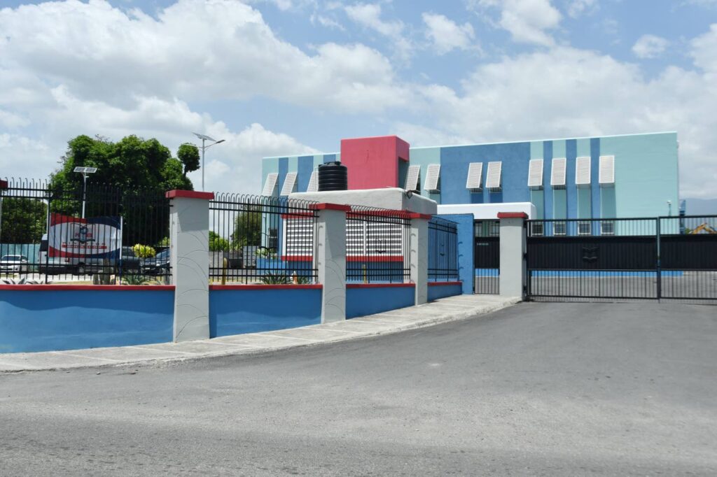 KINGSTON BOOKSHOP’S $1-B EXPANSION