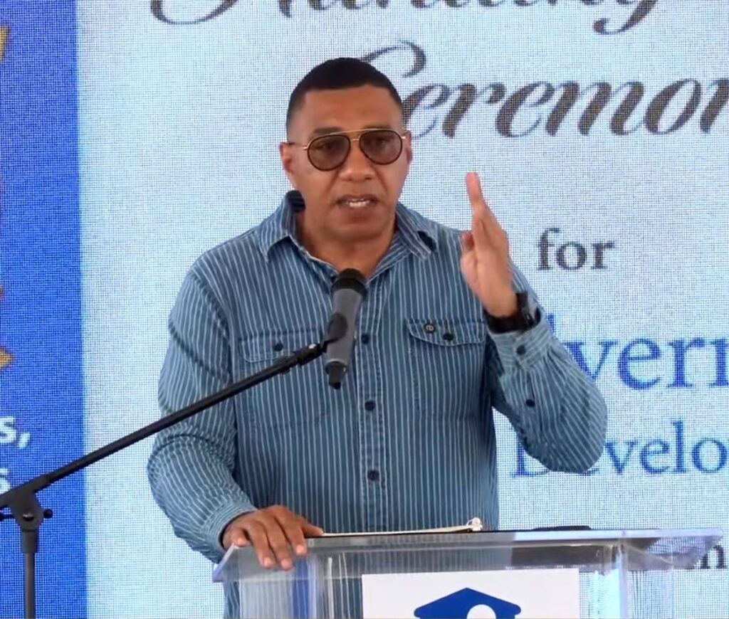 PM wants security forces to get tougher on criminals
