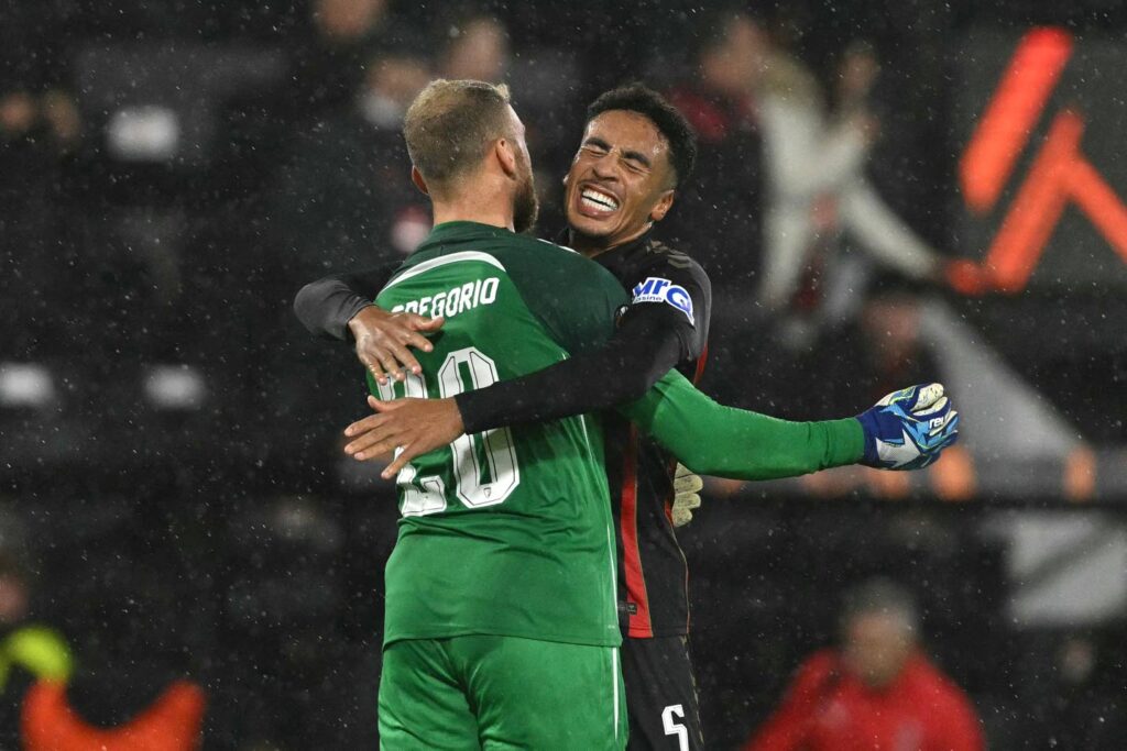 Bournemouth hammer 10-man Milan, Juventus denied at the death