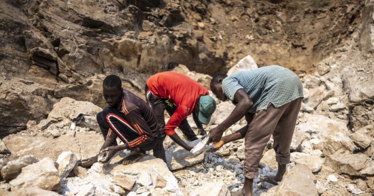 Poor jail conditions caused dozens of Nigerian miners to suffocate probe