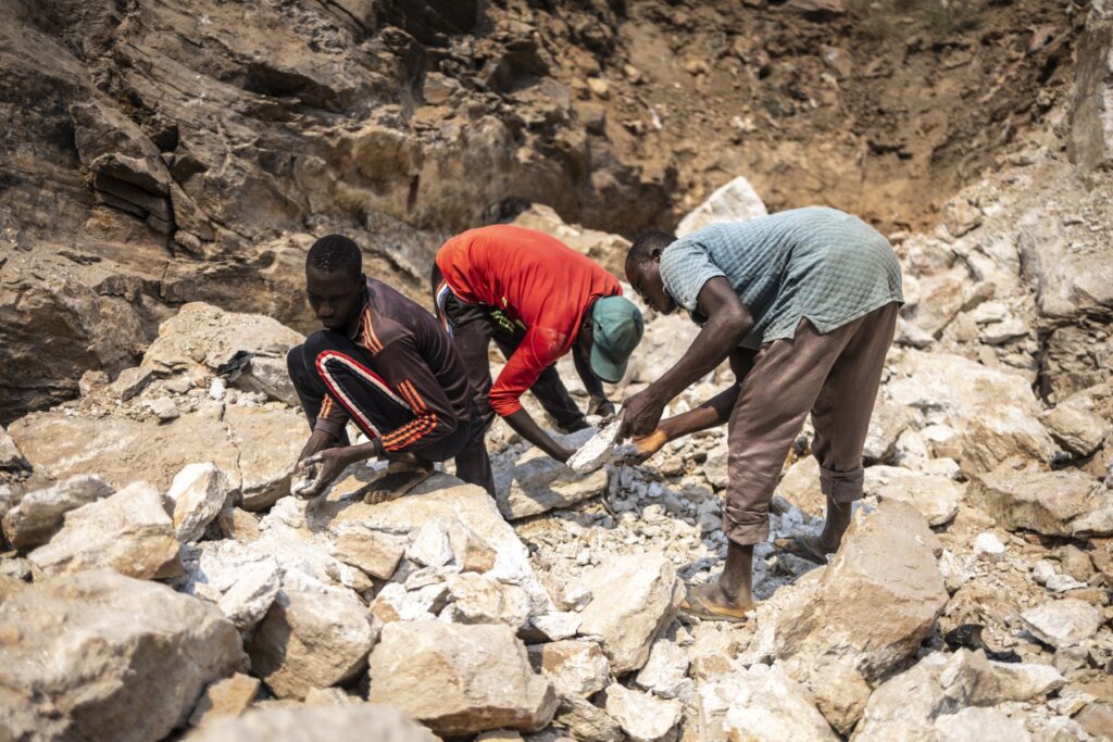 Poor jail conditions caused dozens of Nigerian miners to suffocate probe
