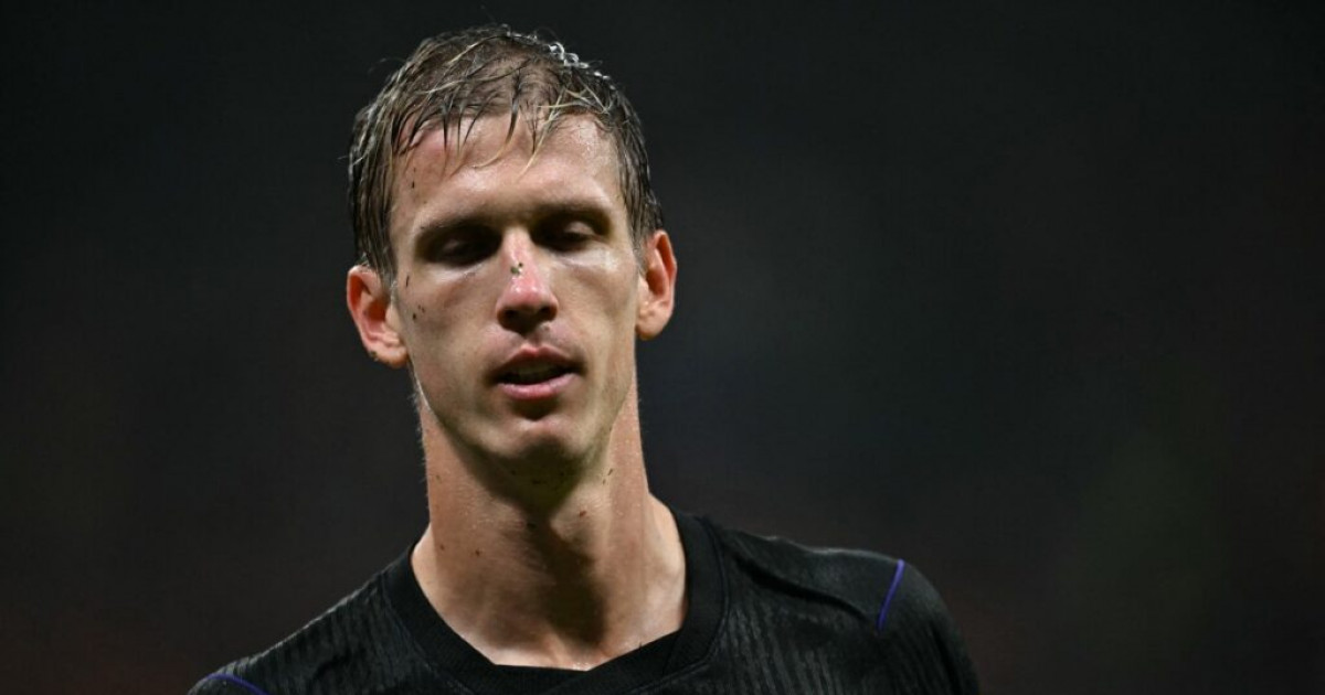 Barca’s Olmo injured for a month, misses Clasico
