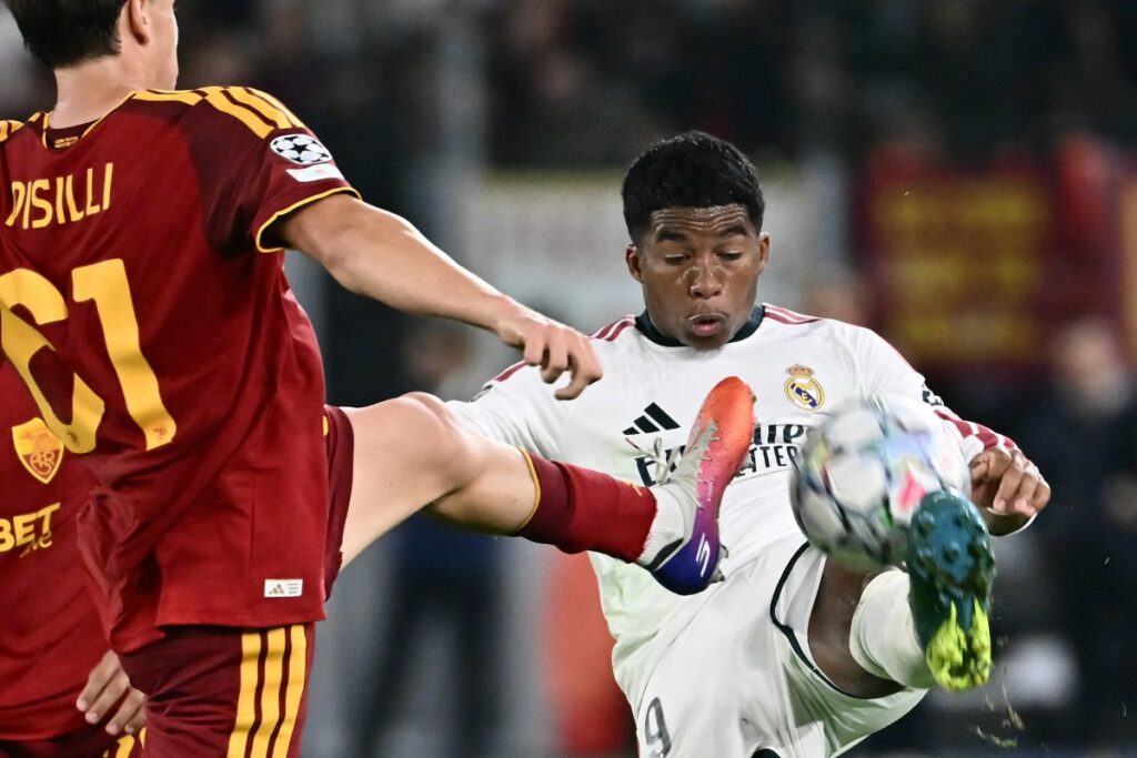 Real Madrid comeback stuns Roma as Mourinho enjoys happy reunion