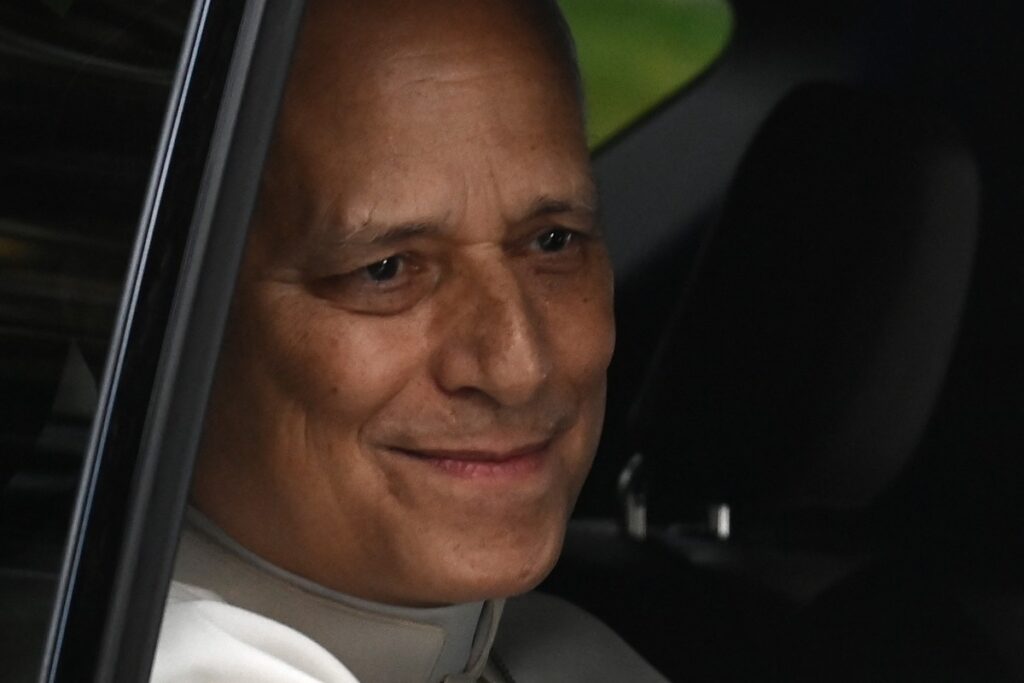 Pope leaves hospital after cancer surgery