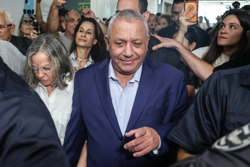 Israel opposition holds narrow edge over Netanyahu in first projections