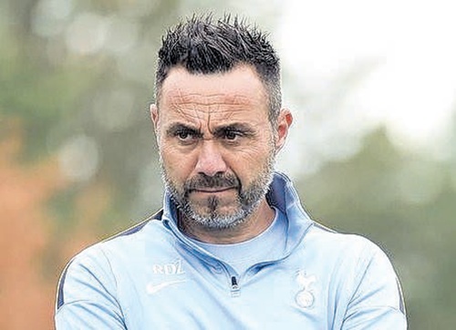 De Zerbi calls on struggling Spurs to react in Man Utd clash