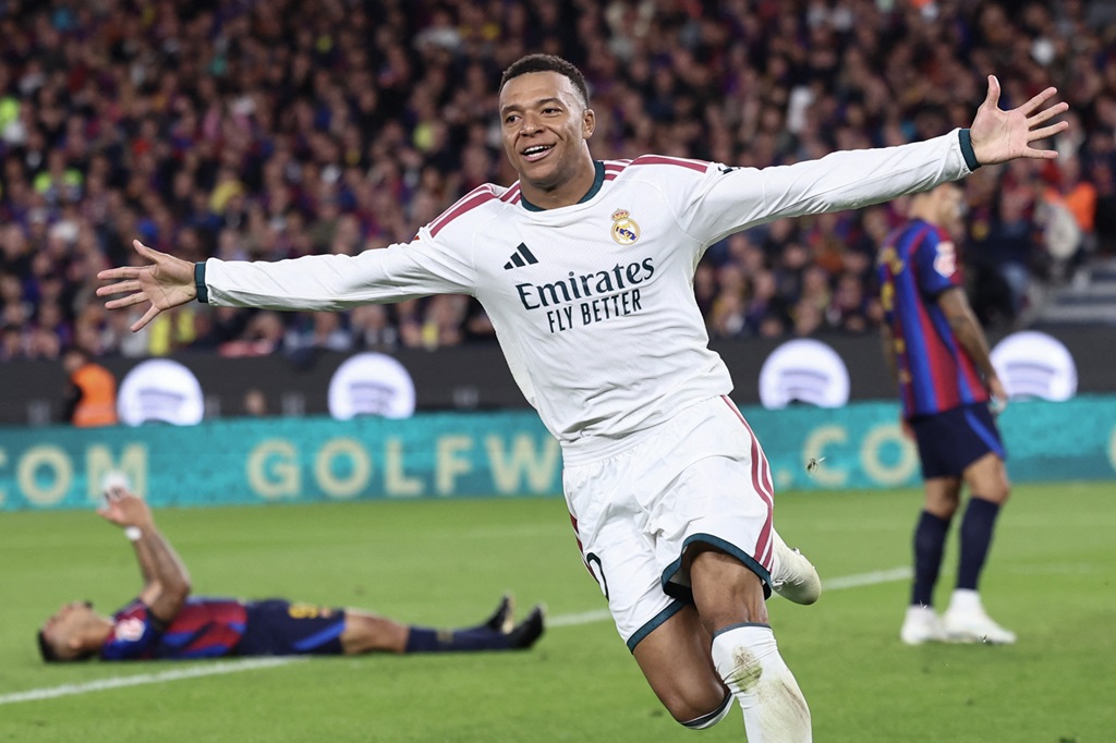 Mbappe double helps Real Madrid stun Barca in La Liga Clasico