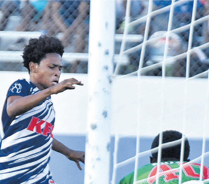 Lyle remaining grounded after newfound stardom