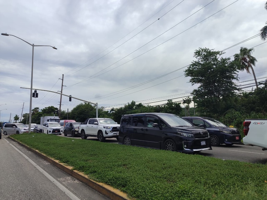 St James police to seek support to address traffic snarls along Elegant Corridor