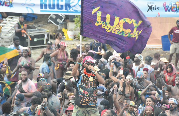 Wet Music Festival paints waterfront